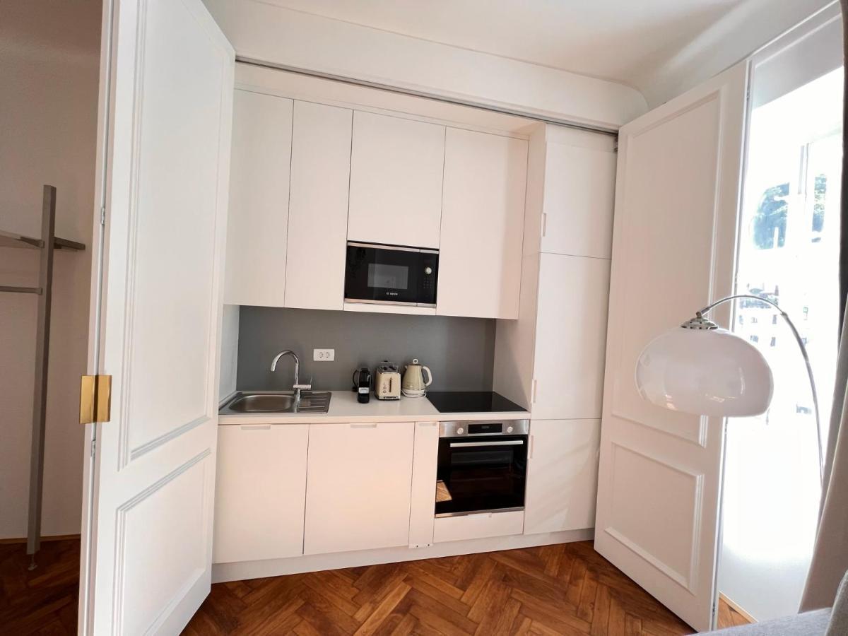 Ab Ljubljana - Breg Apartments Extérieur photo